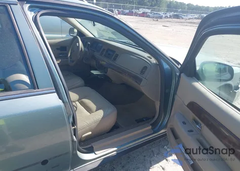 2005 Mercury Grand Marquis Gs from USA, damaged, VIN 2MEFM74W75X641482